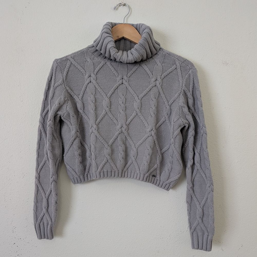 Hollister Cableknit Turtleneck Cropped Sweater, Gray, Size Small
